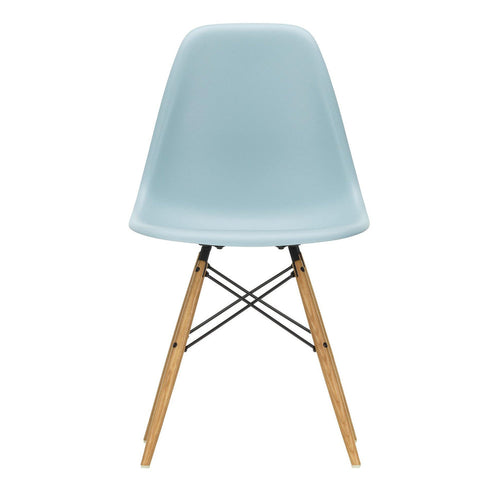 Cadeira Eames em Plástico DSW / Base maple